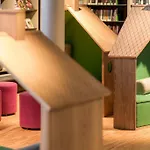 - Quiet And Cosy With Cat And Garden *