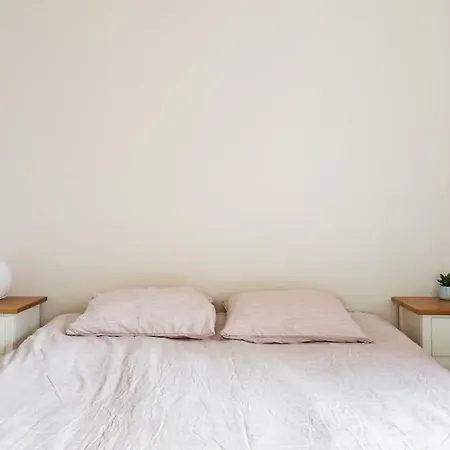아파트 - Quiet And Cosy With Cat And Garden